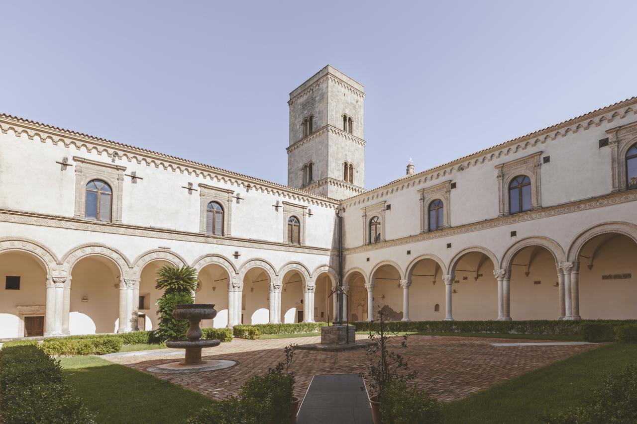 Foresteria Dell'Abbazia 蒙泰斯卡廖索 外观 照片