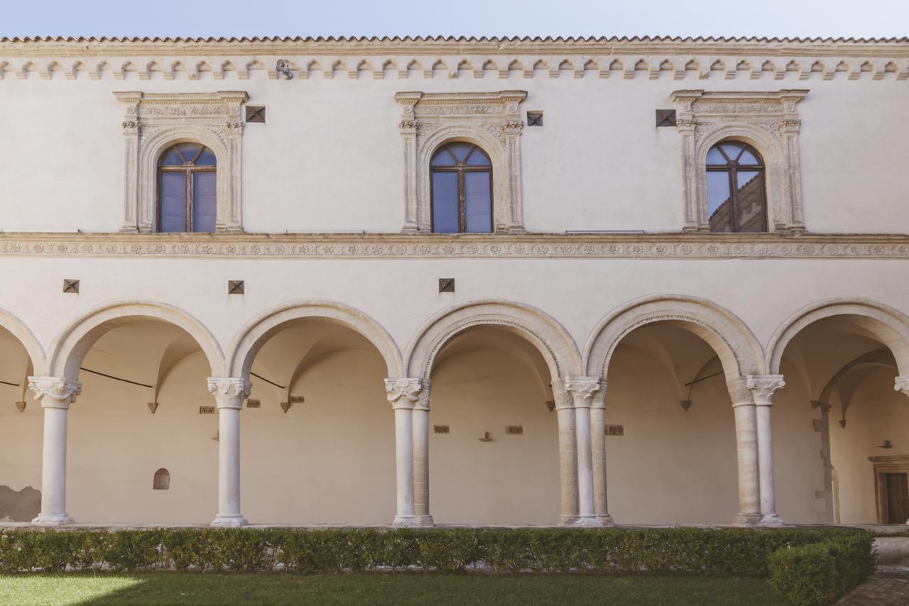 Foresteria Dell'Abbazia 蒙泰斯卡廖索 外观 照片